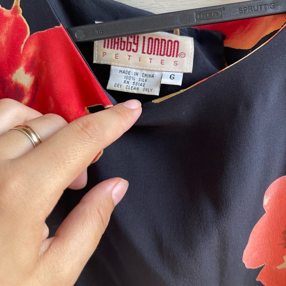 Vintage silk dress - Picture 6 of 6